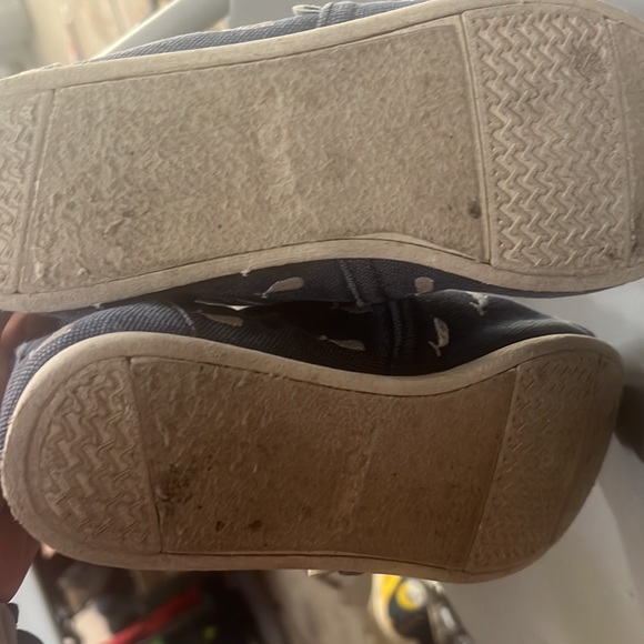 Tom’s - Picture 4 of 4